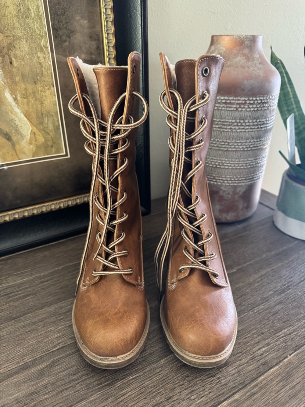 Mudd Women's Tan Lace-Up Heeled Booties